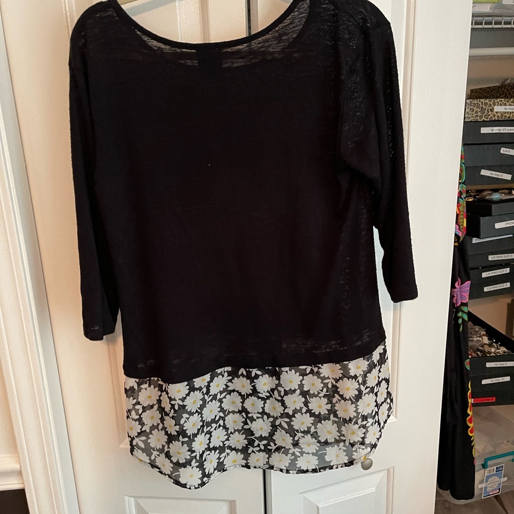 Bobeau top size large